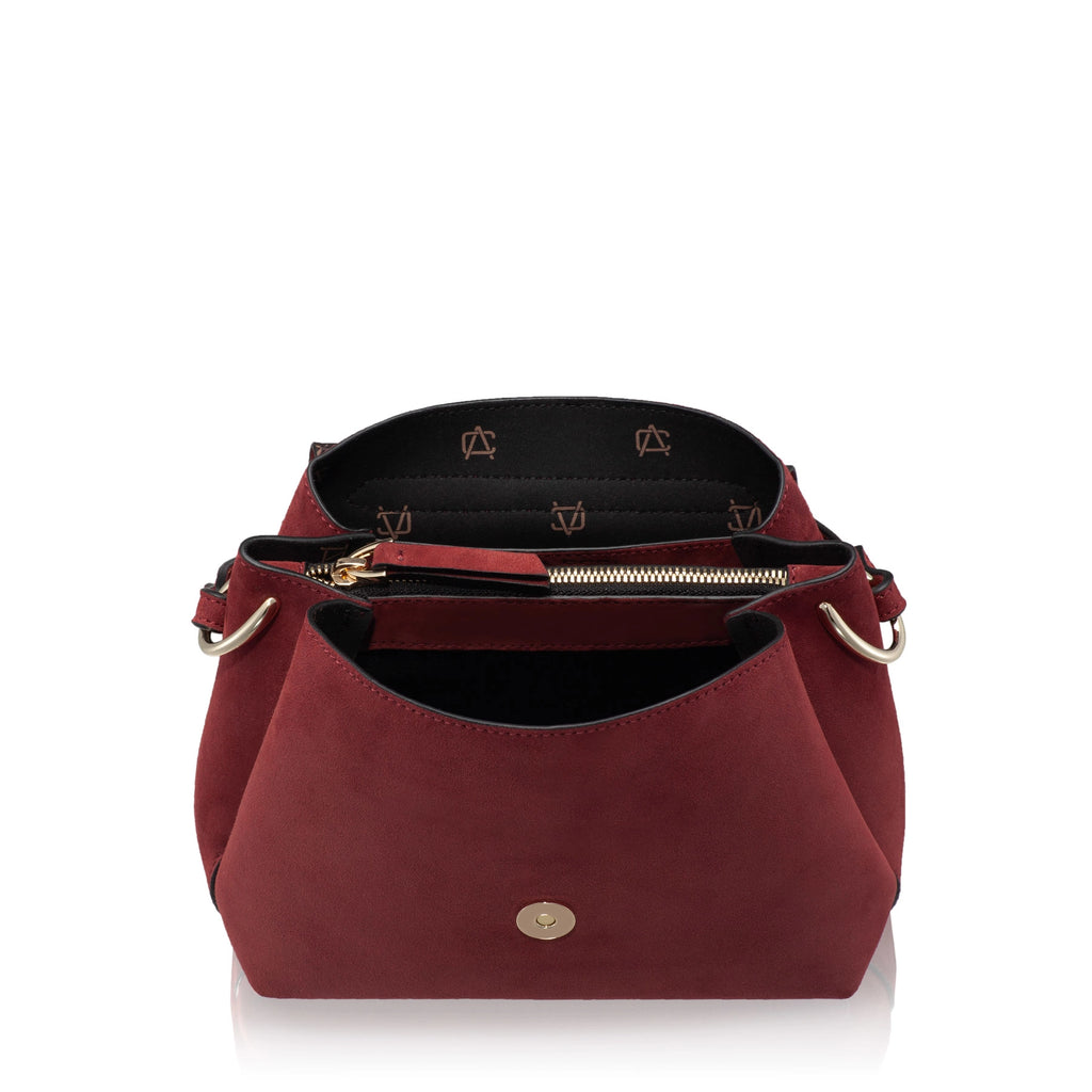 CAYA 01 CAMOSCIO BORDO